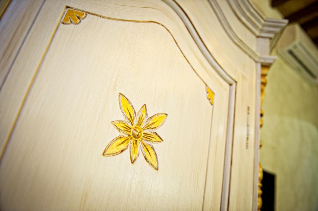 Boutique Hotel L'Imperatrice 弗约诺德拉亚那 客房 照片