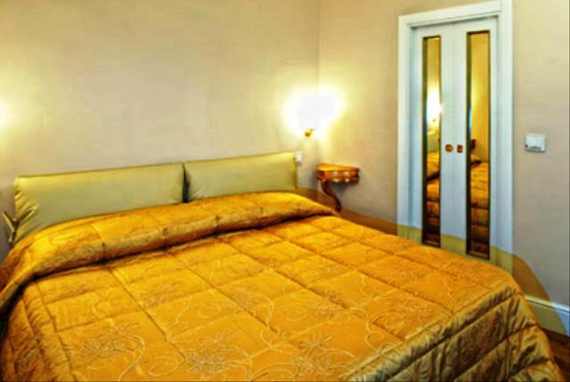 Boutique Hotel L'Imperatrice 弗约诺德拉亚那 外观 照片
