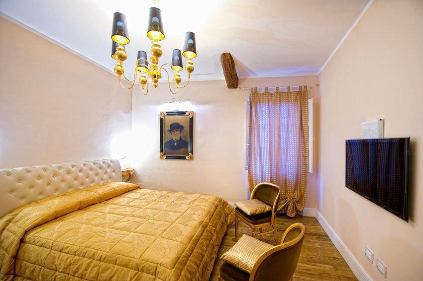 Boutique Hotel L'Imperatrice 弗约诺德拉亚那 外观 照片