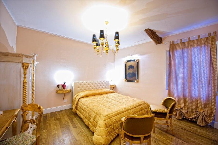 Boutique Hotel L'Imperatrice 弗约诺德拉亚那 外观 照片